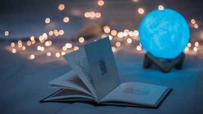 《麻花星空》短剧海报，都市爱情喜剧短剧系列